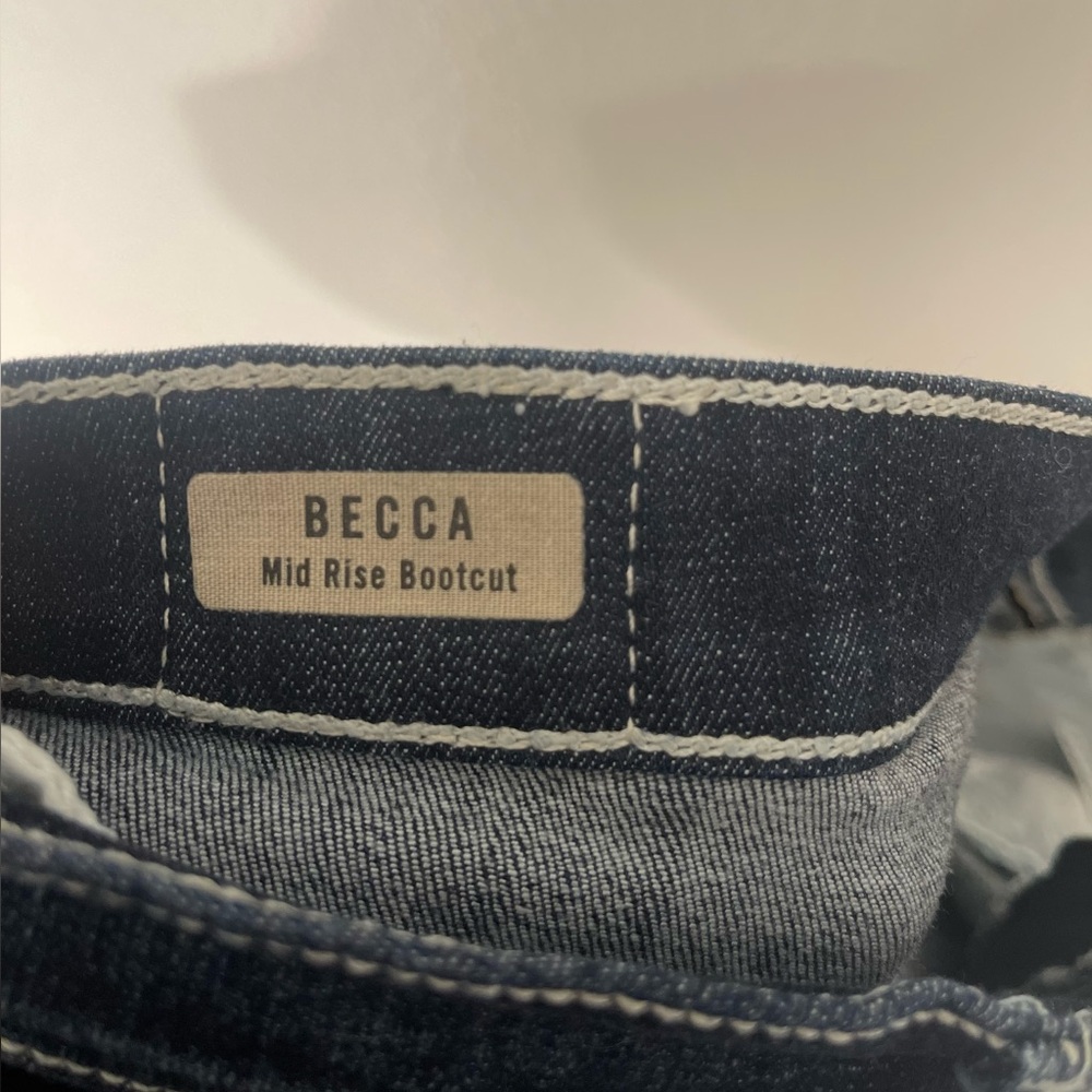 True Religion Becca Mid Rise Bootcut - Picture 5 of 5